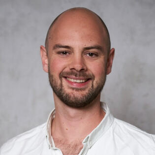 profile_simon_berg_journalist profile_simon_berg_journalist